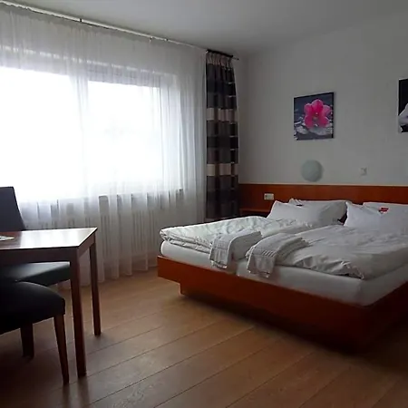 Linnert Hotel